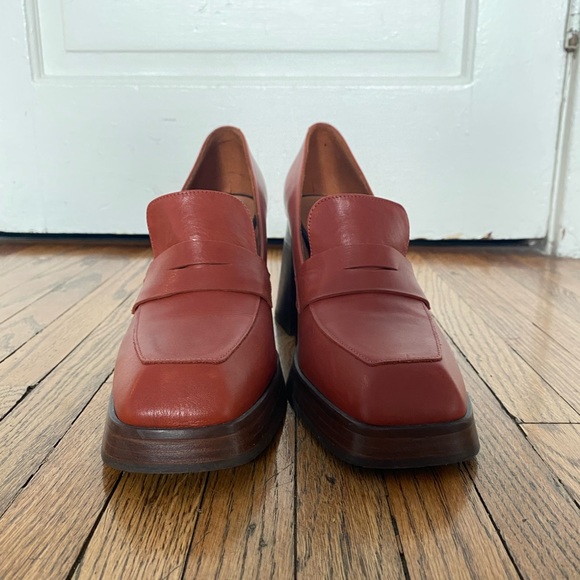 Intentionally Blank MOORE Crimson - Picture 3 of 4